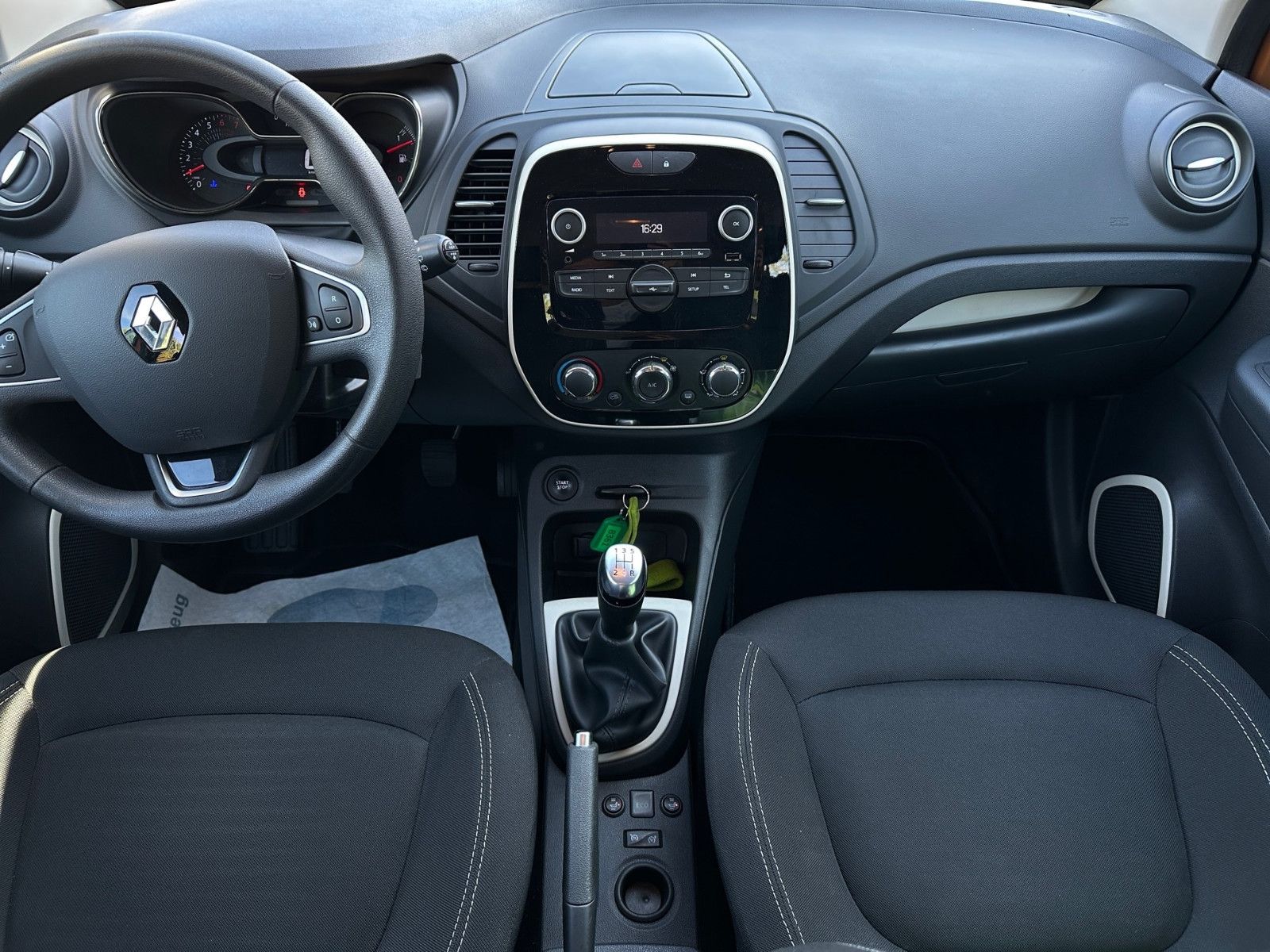 Renault Captur Life – Bild 11