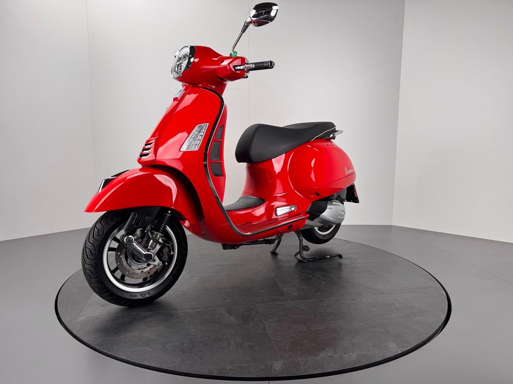 Fahrzeugabbildung Vespa GTS 300 SUPER HPE E5 *TOP-ZUSTAND