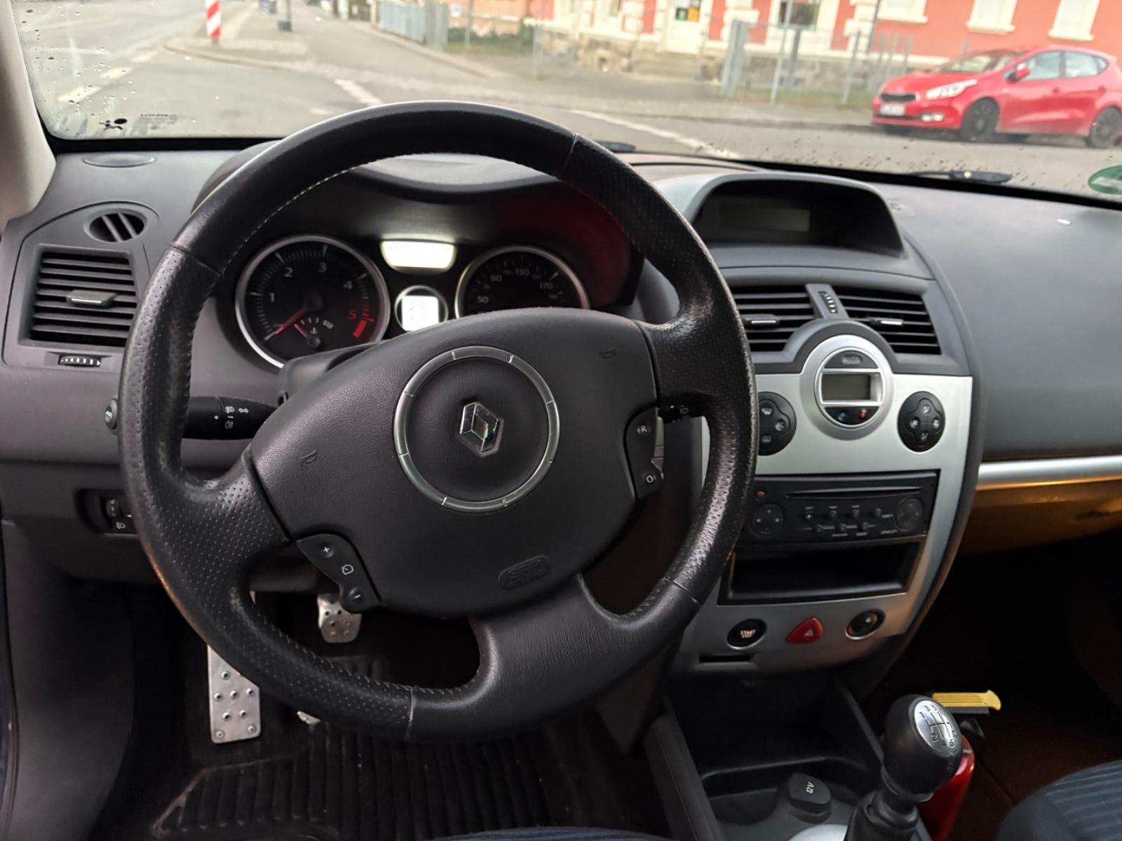 Renault Megane 2007 — photo 8