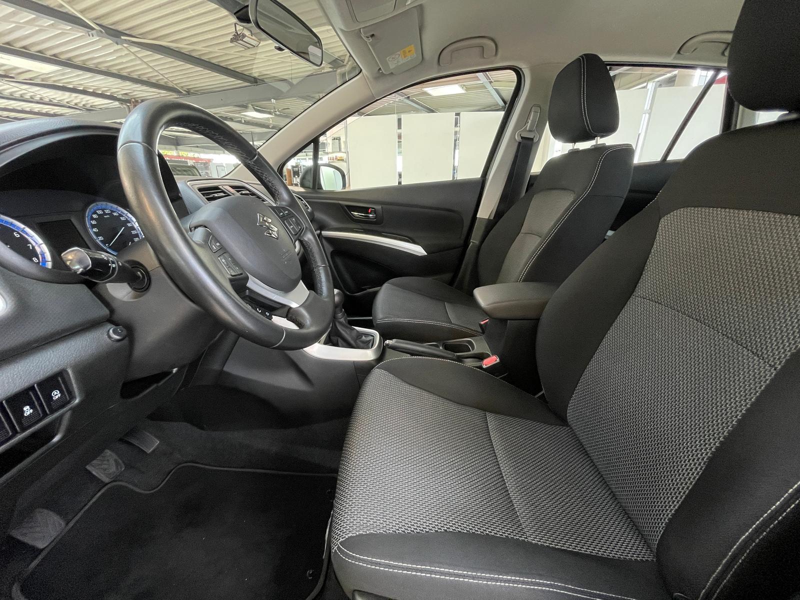 Suzuki SX4 S-Cross 1.6 Comfort+Klimaa+Alu+PDC+Bluetooth