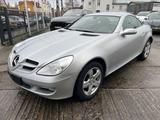 Mercedes-Benz SLK 200 Kompressor Leder/Airscarf/Sitzhzg. - gebrauchte Mercedes-Benz SLK 200 aus dem Jahr 2005