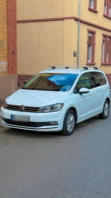 Image of Volkswagen Touran
