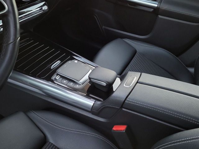 B 180 Progressive Aut. Navi SHZ B 180 (247.084)