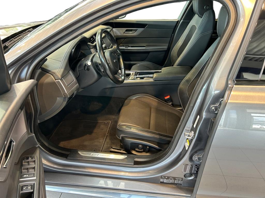 JAGUAR XF R-SPORT 30D ASSIST+CAM+NAVI+XENON+| 300 ch | BVA | VOLANT EN CUIR