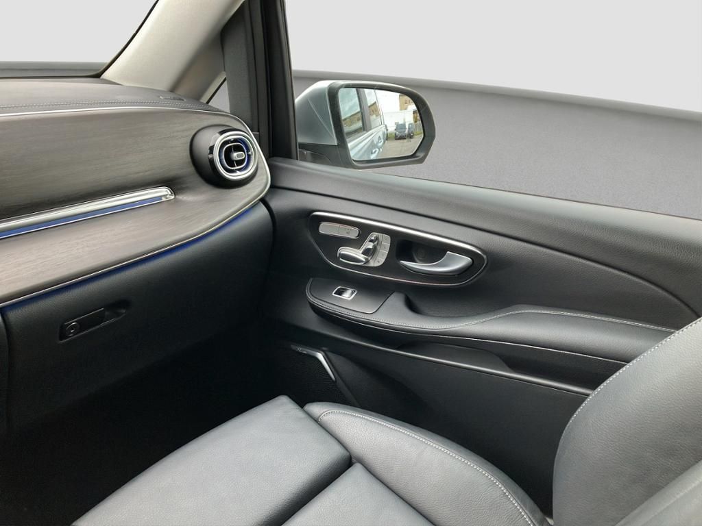 Fahrzeugabbildung Mercedes-Benz V 300 d AVANTGARDE Lang *Navi*Sportp.*el.Heck