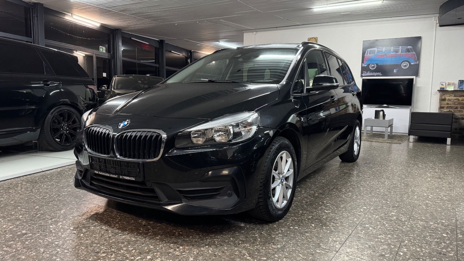 BMW 216
