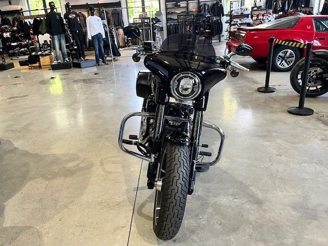 Fahrzeugabbildung Harley-Davidson FLSB Sport Glide 107cui Jekill&Hyde