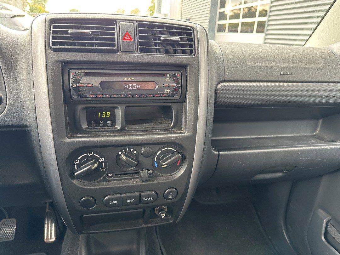 Suzuki Jimny 2005 — photo 15