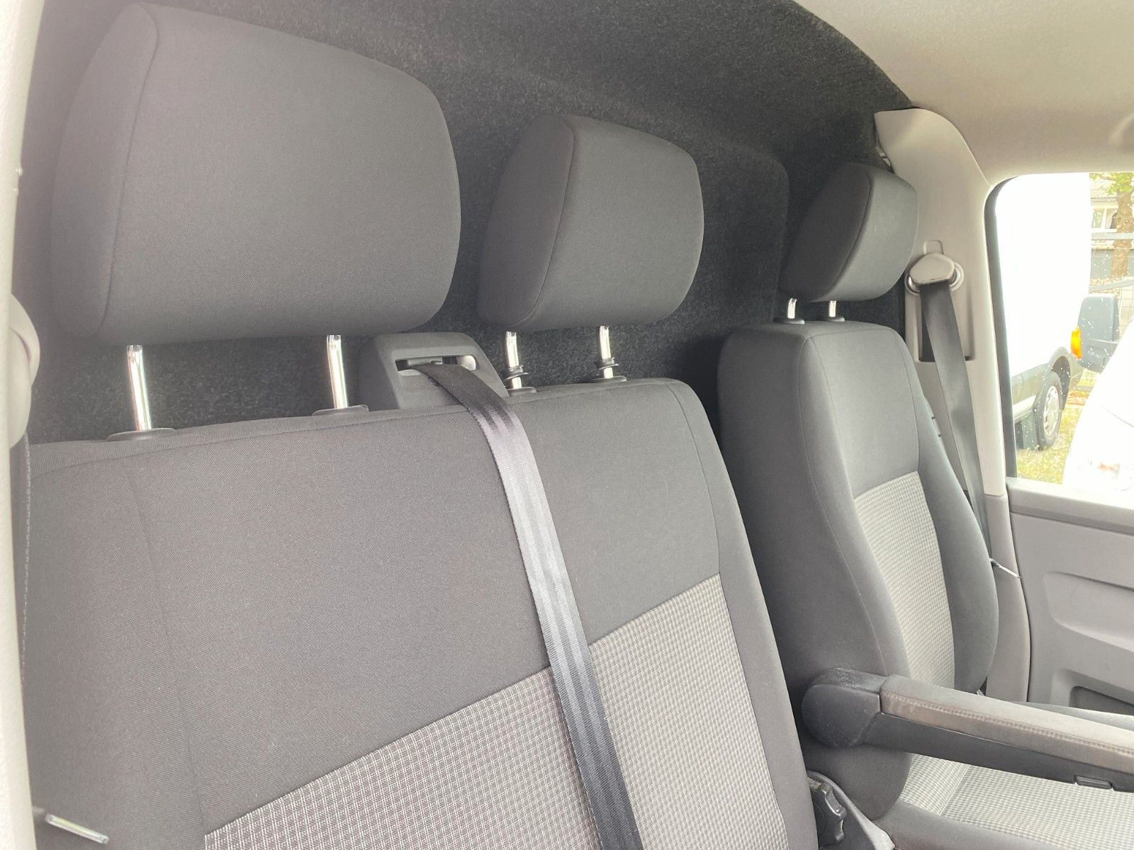 Fahrzeugabbildung Volkswagen T6.1 Transporter Kasten lang ,AHK,SHZ,SHg