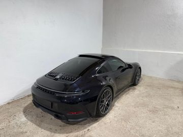 Porsche 992 - 6