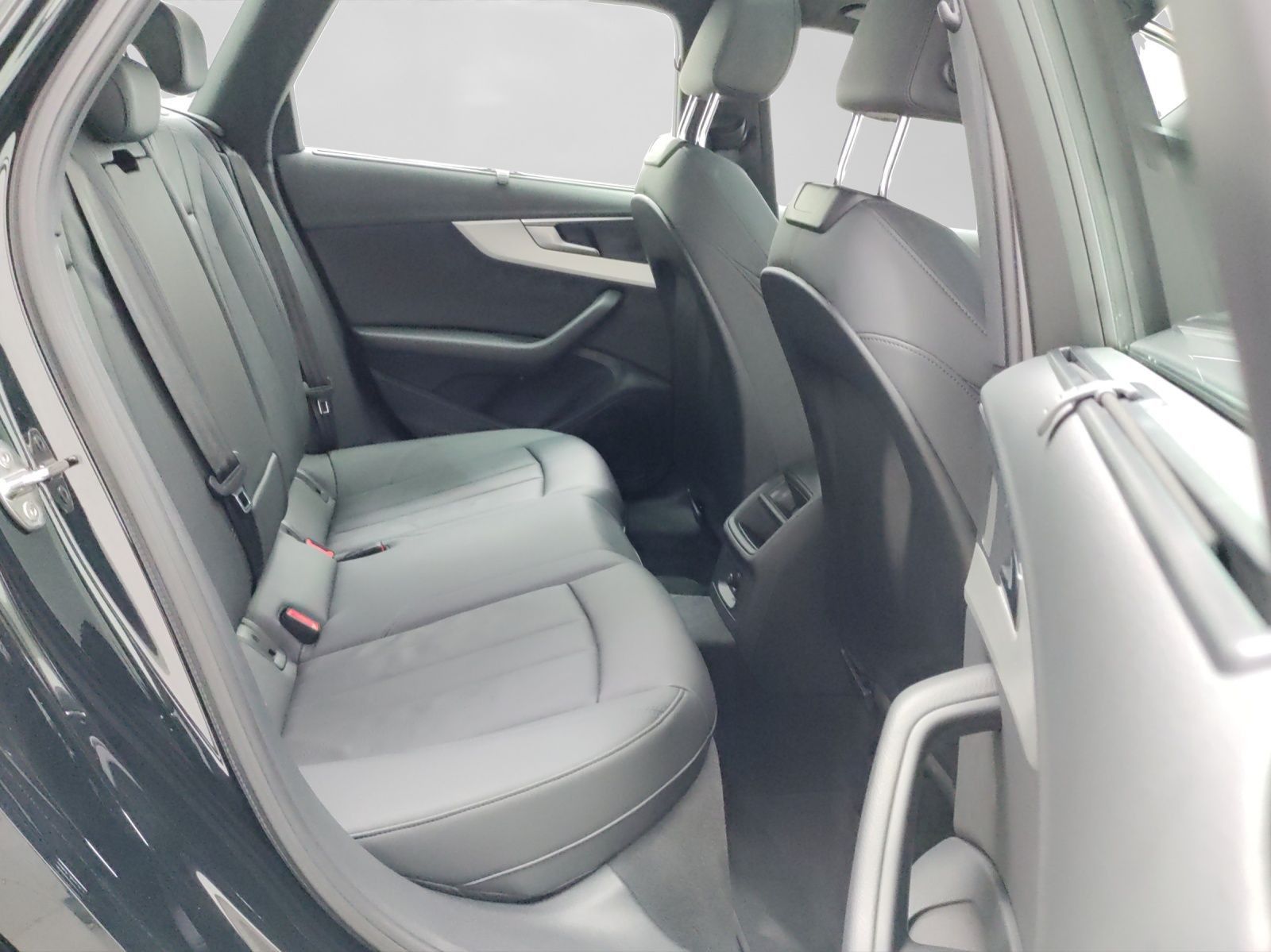 Audi A4 - Bild 7