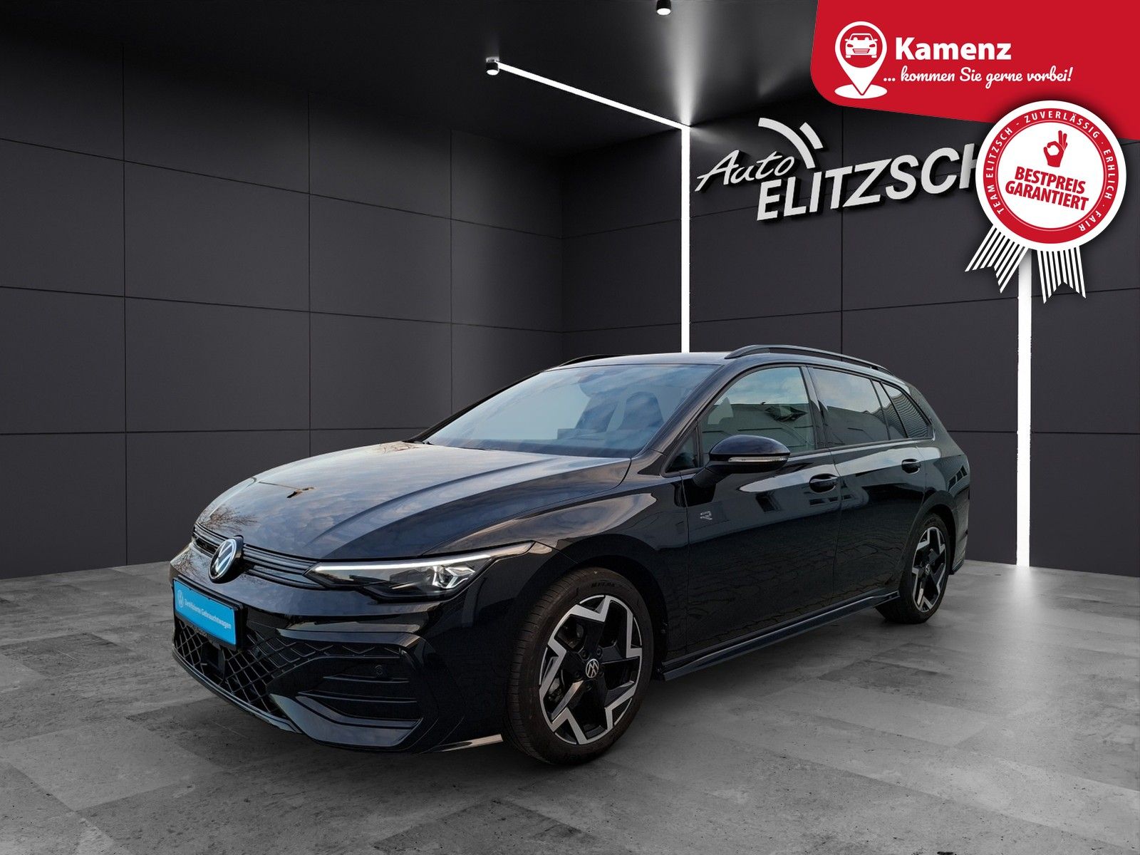 Fahrzeugabbildung Volkswagen Golf VIII Variant TSI R-Line Matrix Navi AID ACC