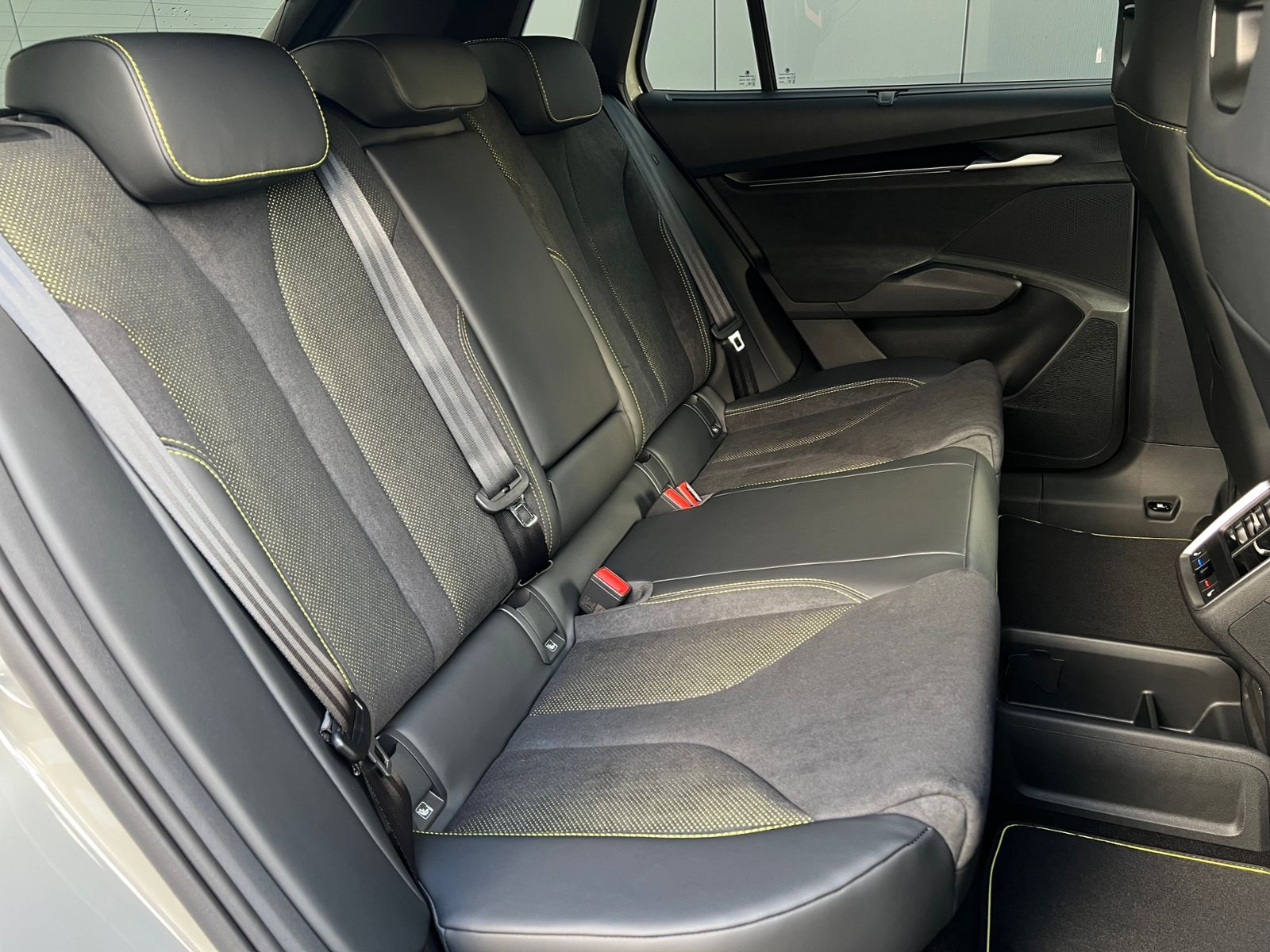 Fahrzeugabbildung SKODA Elroq RS 4*4 *CANTON,Navi,DCC*