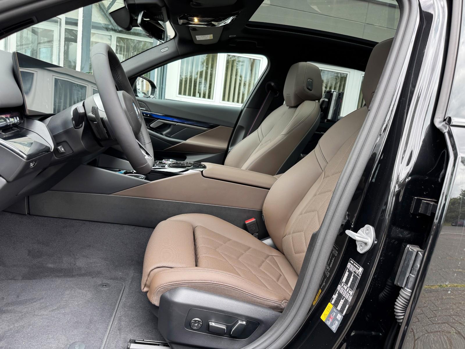 BMW 530 e M Sport Pro/Pano/Harman/Fond Tabletts