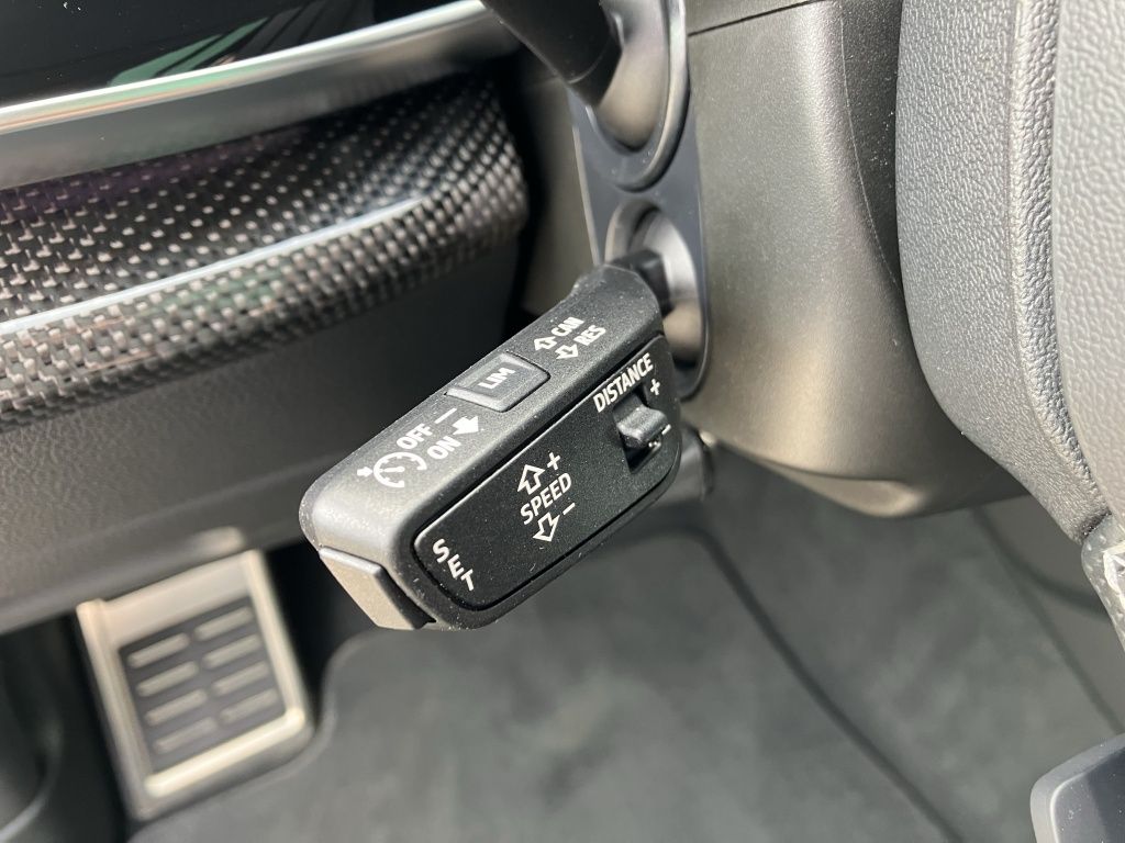 Fahrzeugabbildung Audi SQ8 4.0 TFSI qu. MATRIX*HUD*AHZV*B&O*STHZG*22''*