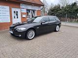 BMW 520 5 Touring 520 d - BMW 520 mit Diesel-Antrieb: Kombi, Schaltgetriebe