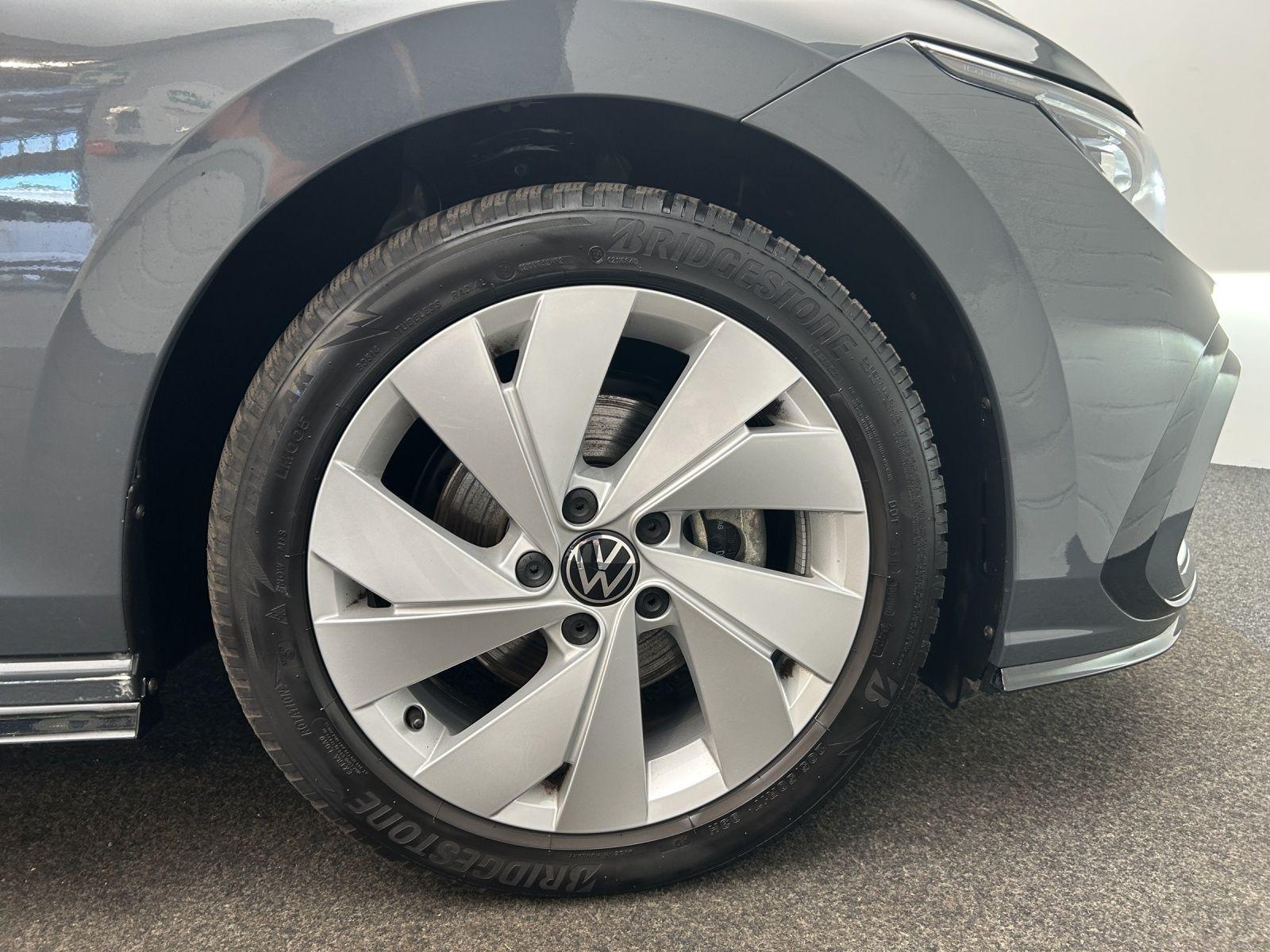 Volkswagen Golf VIII 1.5 eTSI DSG R-LINE*BLACK-STYLE*IQ.LIG, миниатюра 19
