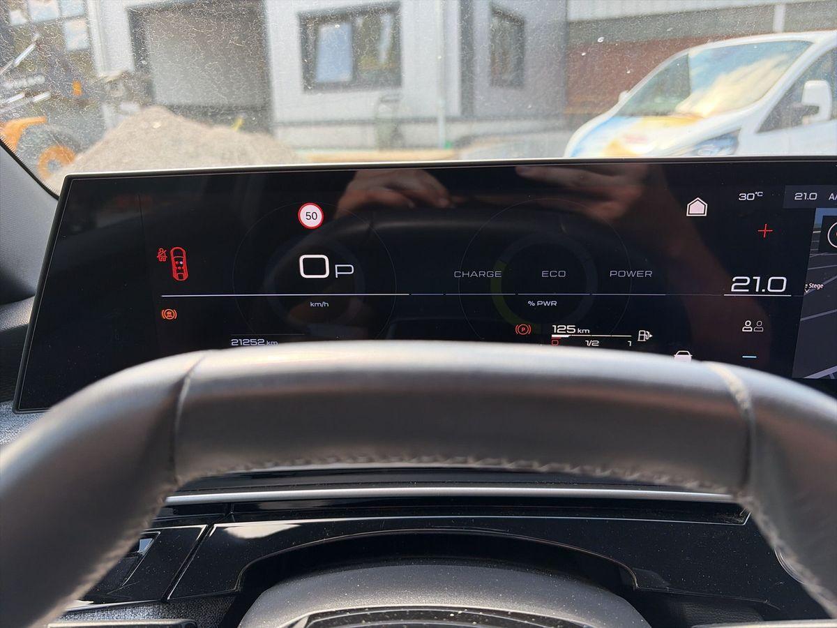 Peugeot 3008 Hybrid 136 Allure