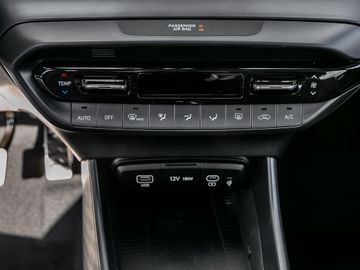 Hyundai Bayon 1.0 Trend 2WD Kamera Navi Komfort-Paket