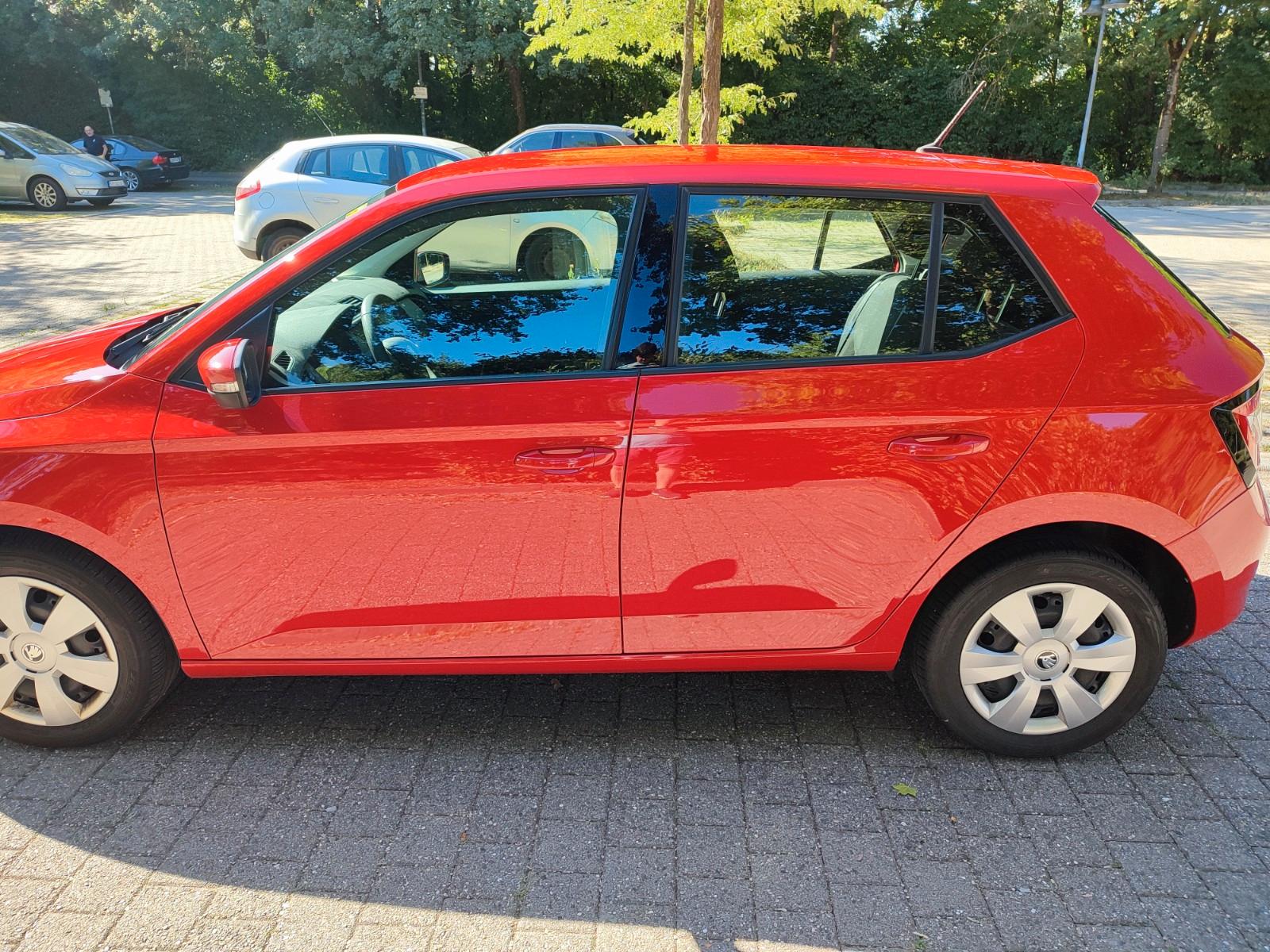 Skoda Fabia 1.0l MPI 44kW Cool Ed. **SERVICE NEU**