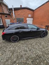 Mercedes-Benz CLA 45 AMG Top Auto mit sehr gutem Zustand - Mercedes-Benz CLA 45 AMG aus 2019