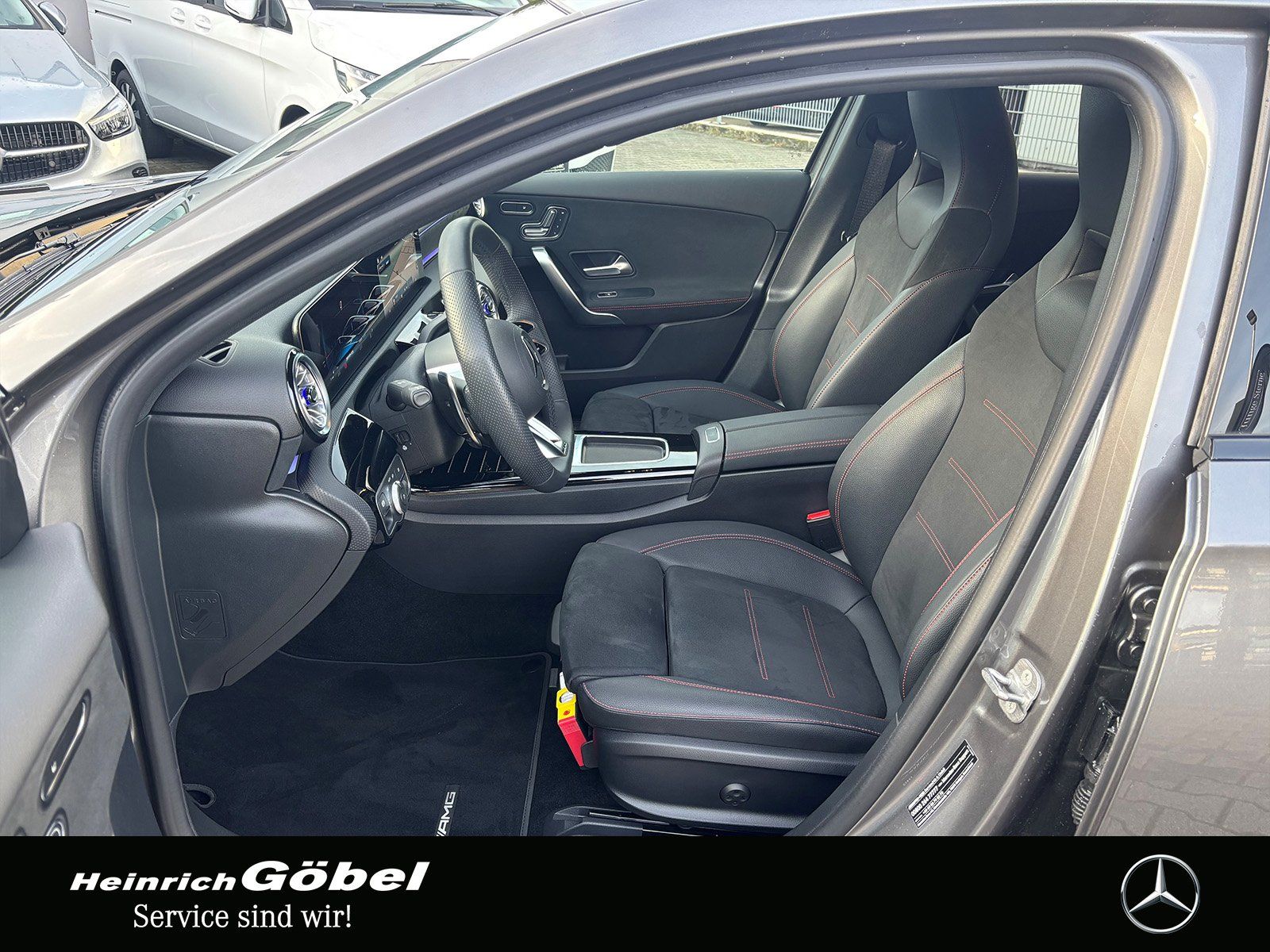 Fahrzeugabbildung Mercedes-Benz AMG A 35 4M FAP*PANO*BURMESTER*MEMORY*AMBIENTEBE