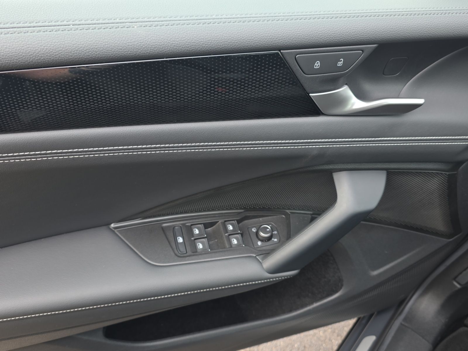 Volkswagen Tiguan - Bild 17