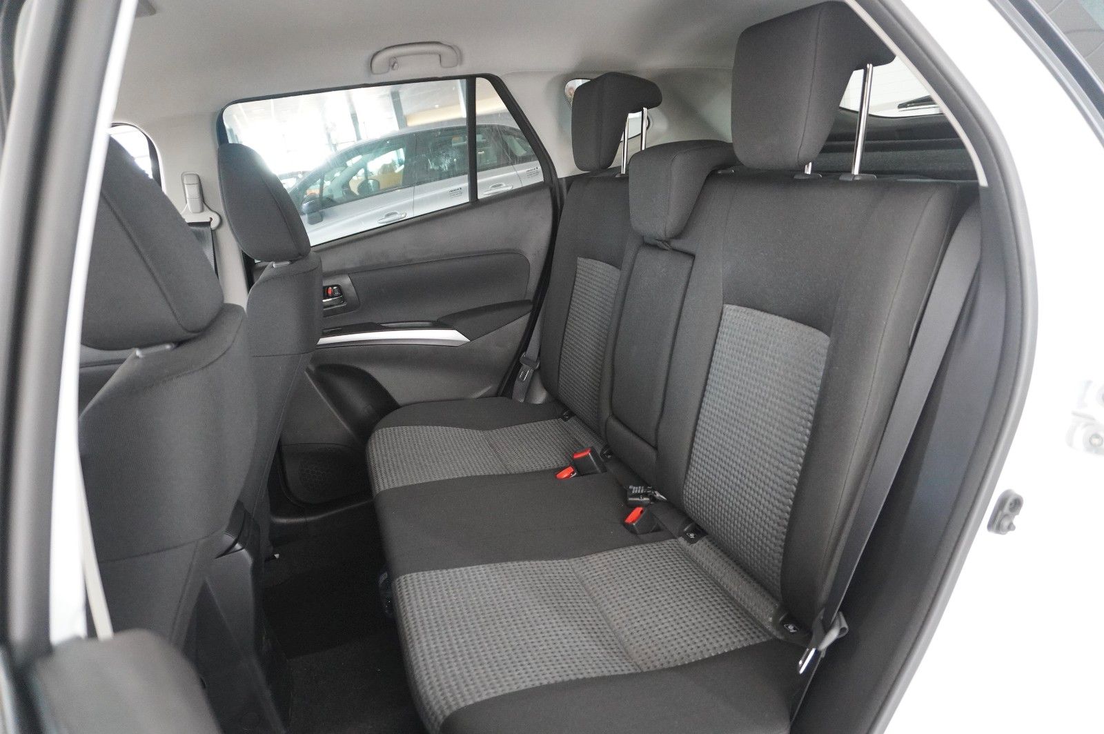Fahrzeugabbildung Suzuki (SX4) S-Cross 1.4 COMFORT NAVI/LED/KAMERA/SH/DAB