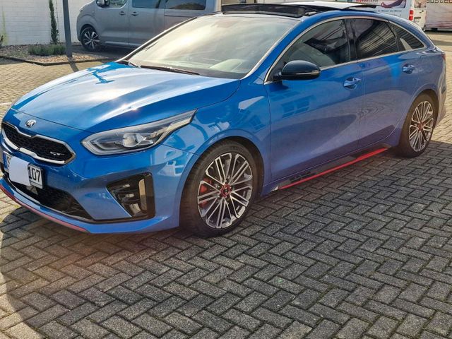 Kia Proceed GT Bastuck Panorama