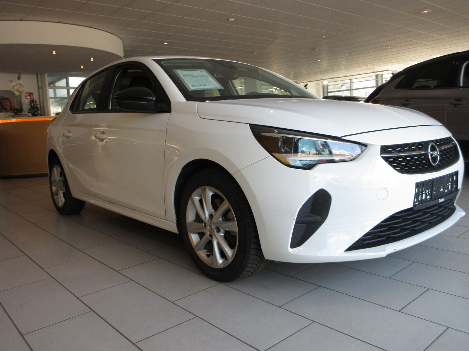Fahrzeugabbildung Opel Corsa F Elegance 1.2T LED/NAVI/PDC/ALU