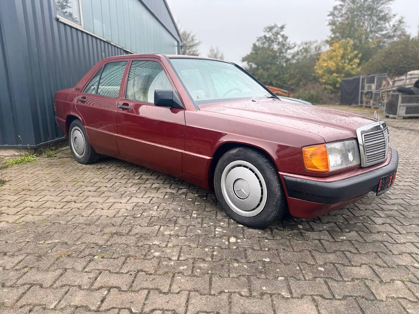 Mercedes-Benz 190