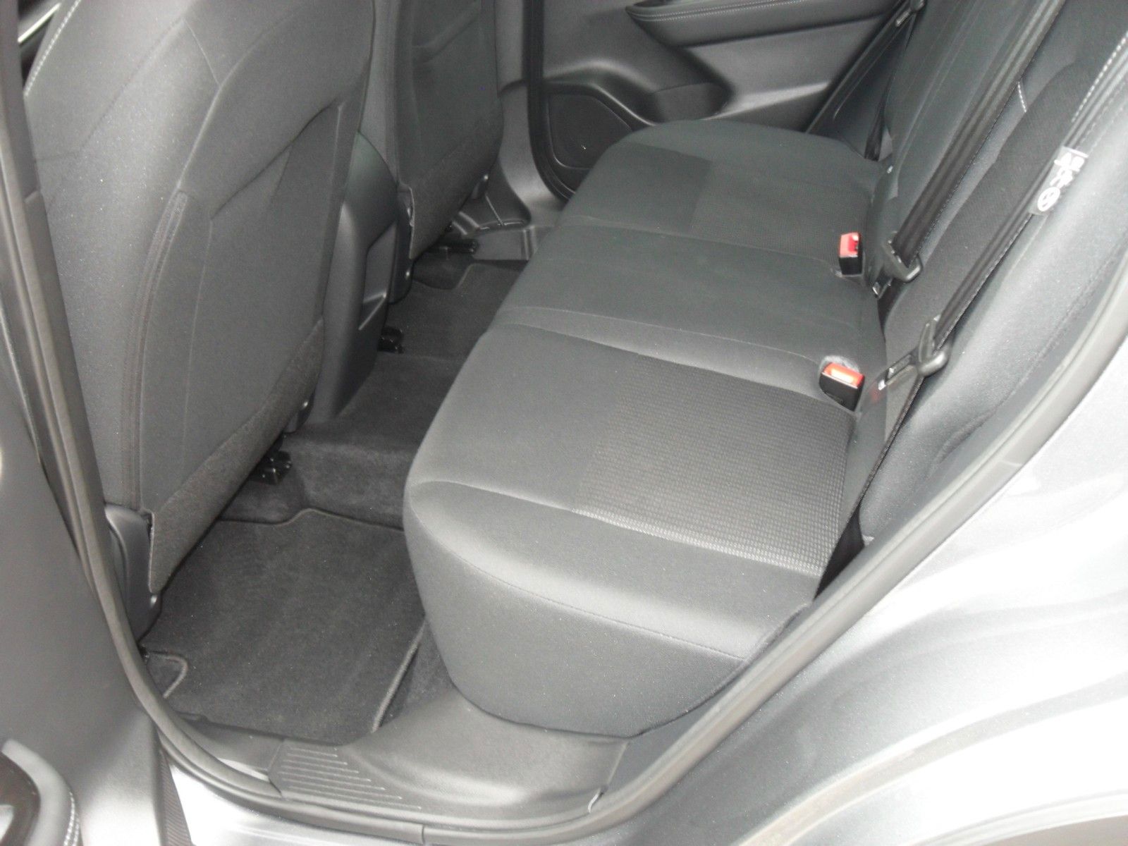 Fahrzeugabbildung Nissan Qashqai 1,3 MHEV Acenta | Navi | Winterpaket