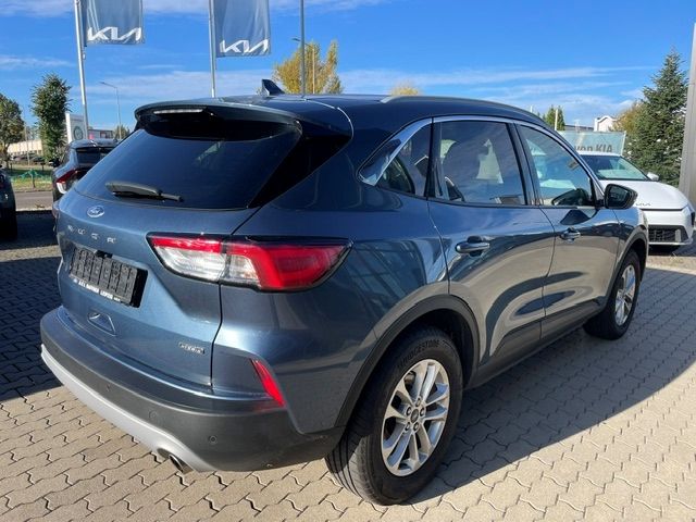 Fahrzeugabbildung Ford Kuga Plug-In Hybrid Titanium X LED HeadUpDisplay