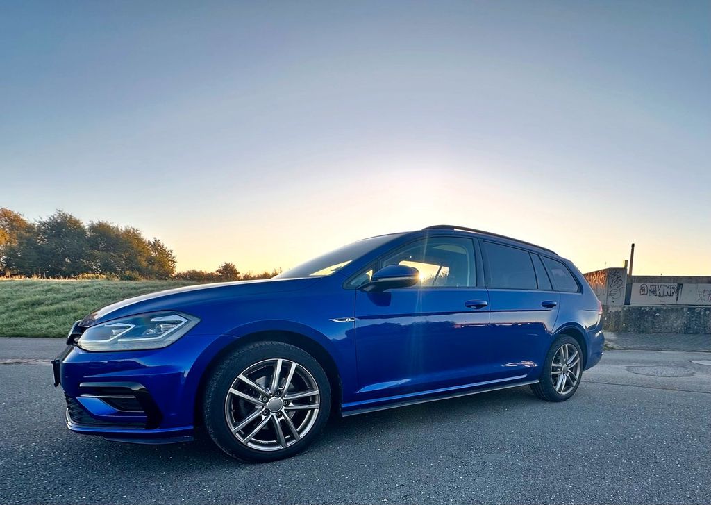 Image of Volkswagen Golf