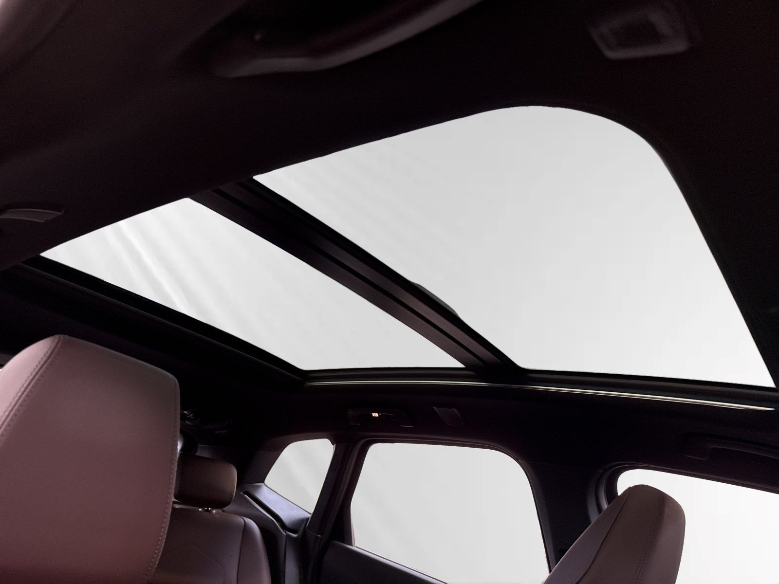 BMW 223 Active Tourer - Bild 18