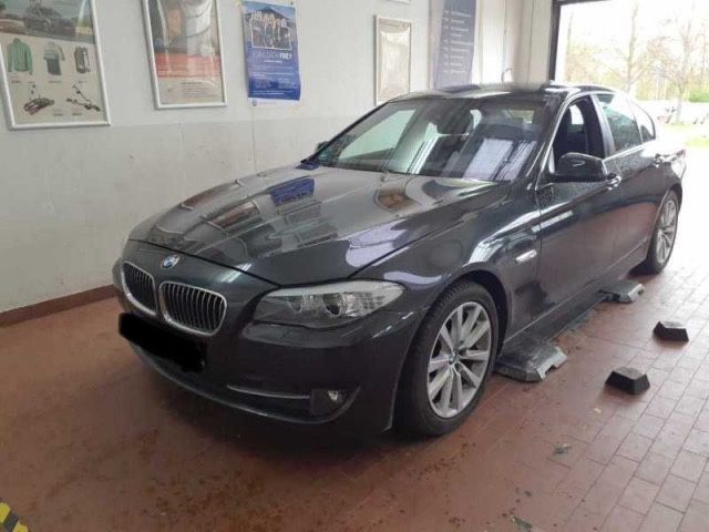 BMW 530d 5 Lim*LEDER*HEAD-UP*8 GANG SPORT-AUTOMATIK*