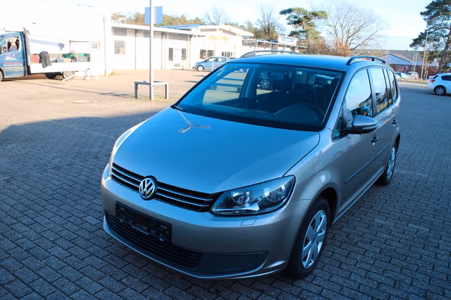 VW Touran 1.2 TSI Trendline · 7 Sitzplätze – Bild 1