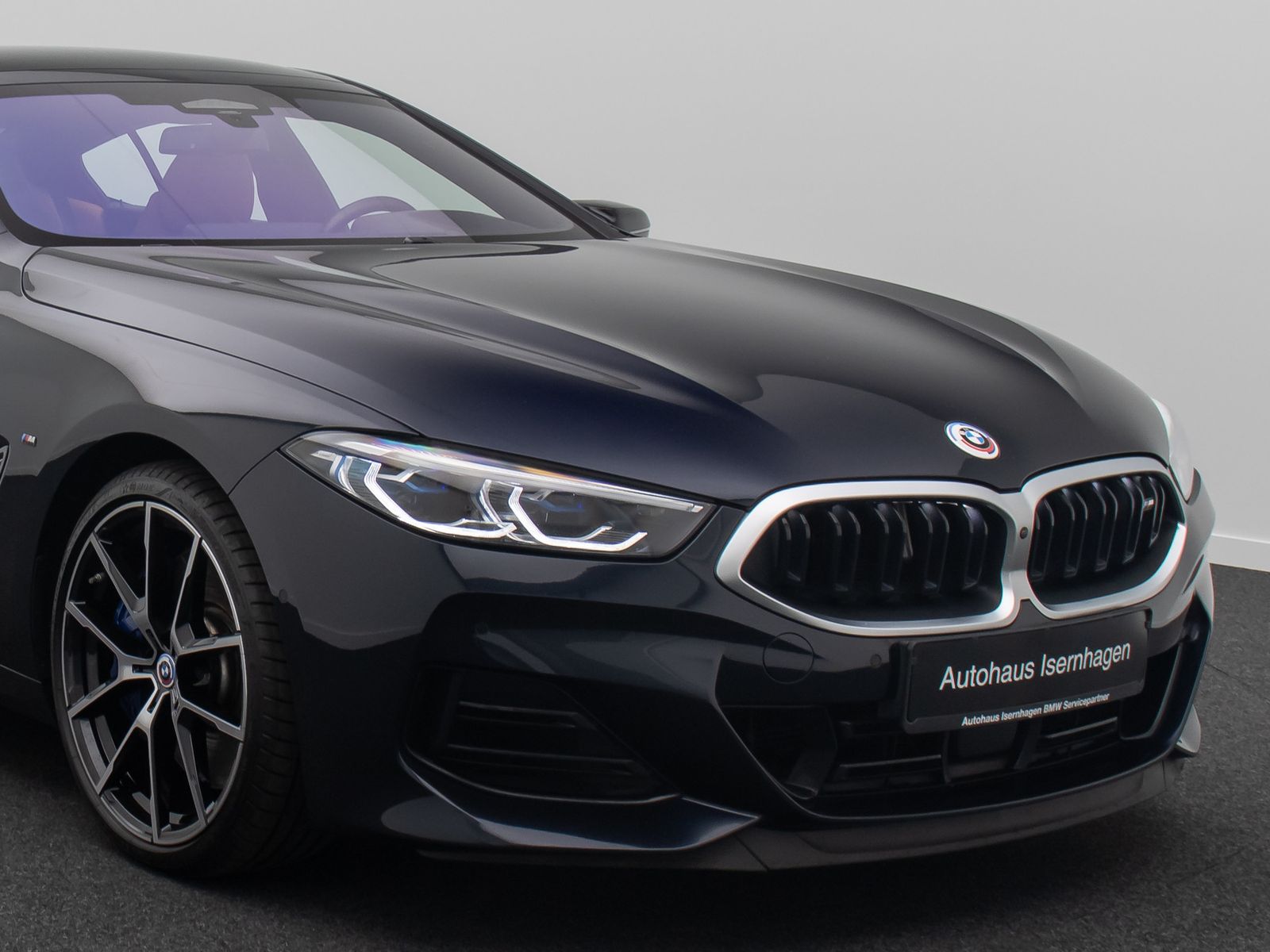 Fahrzeugabbildung BMW M850i xD GC 360° B&W Laser TV SoftClose 20Zoll