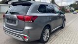 Mitsubishi Outlander 2.4 MIVEC PLUG-IN HYBRID 4WD Plus ... - gebrauchte Mitsubishi Outlander aus dem Jahr 2021