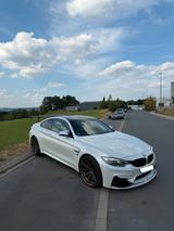 BMW M4 Coupé F82, M Performance Abgasanl, Kein OPF - BMW M4: M Performance
