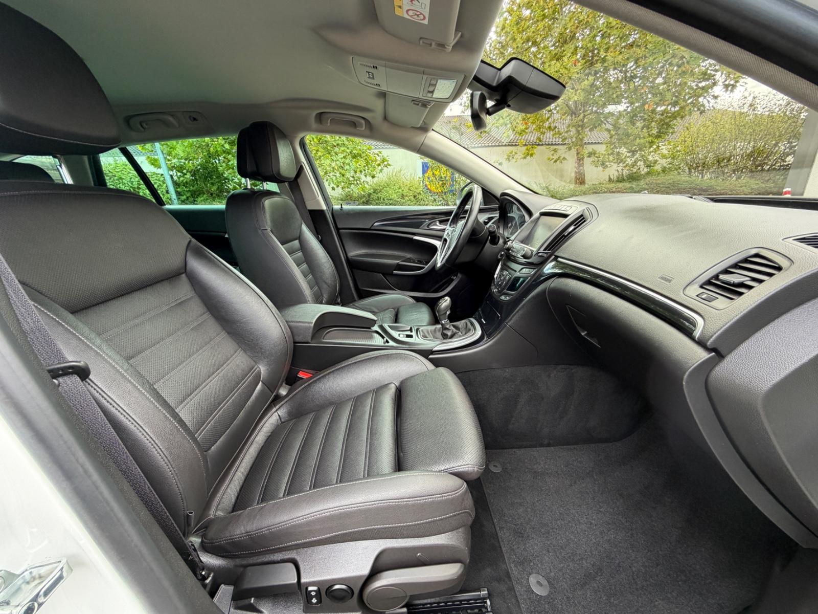 Opel Insignia  Business Innovation 170 PS AHK Leder