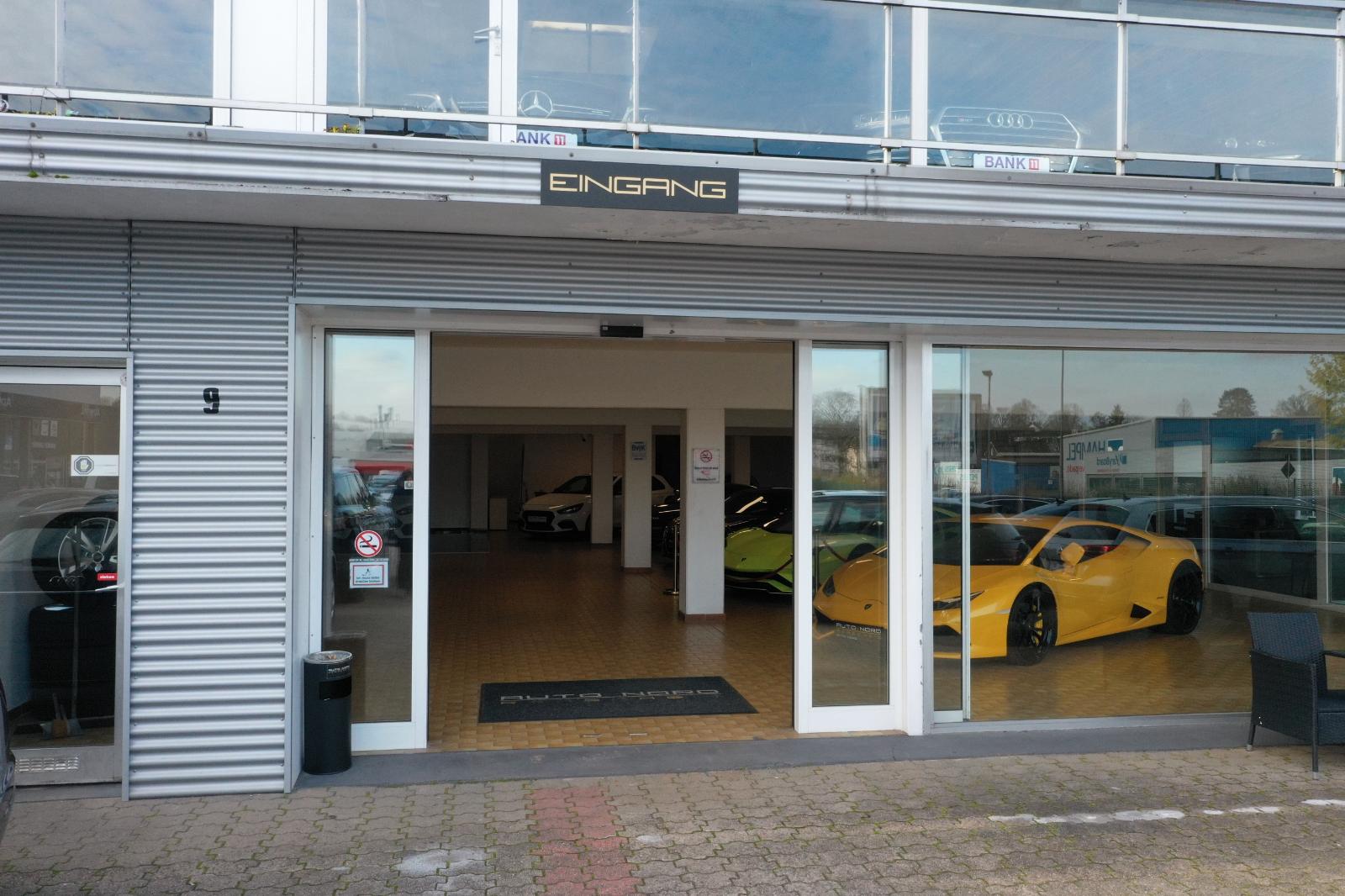 showroom-image-top