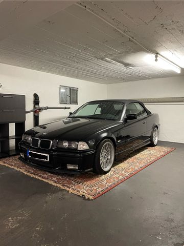 BMW e36 328 Cabrio/ M-Paket/ 2 Vorbesitzer !