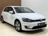 Volkswagen Golf e-Golf NAVI/LED/SHZ/LMF+GARANTIE+TÜV NEU - mit Elektro-Antrieb: Garantie
