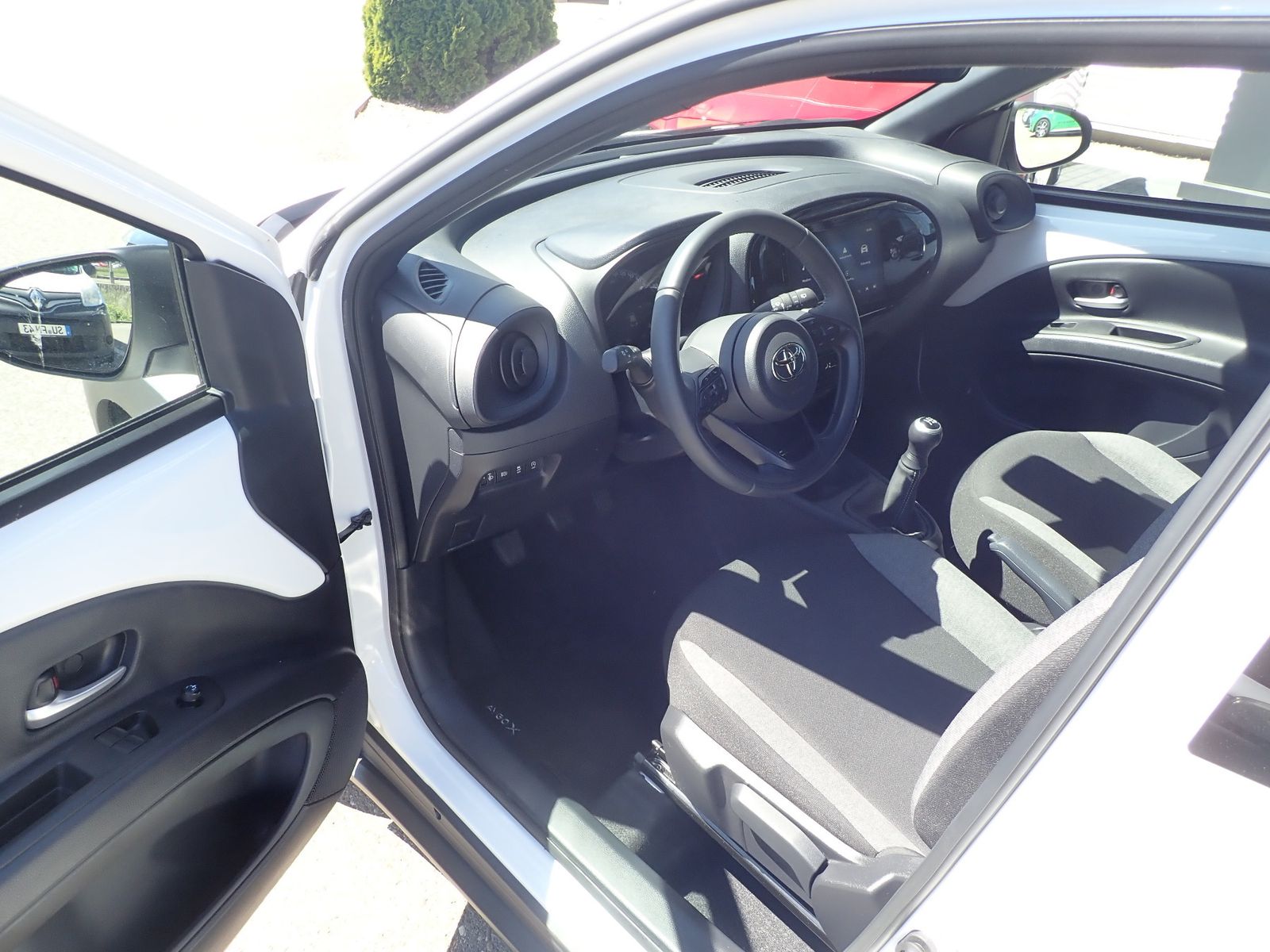 Fahrzeugabbildung Toyota Aygo X Play