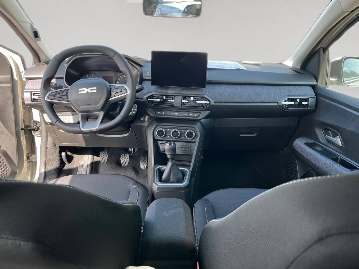 Fahrzeugabbildung Dacia Jogger Expression TCe 110 7-Sitzer