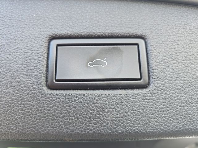 Tiguan 2,0 TDI Highline R-Line LED*AHK*KAMERA*AC