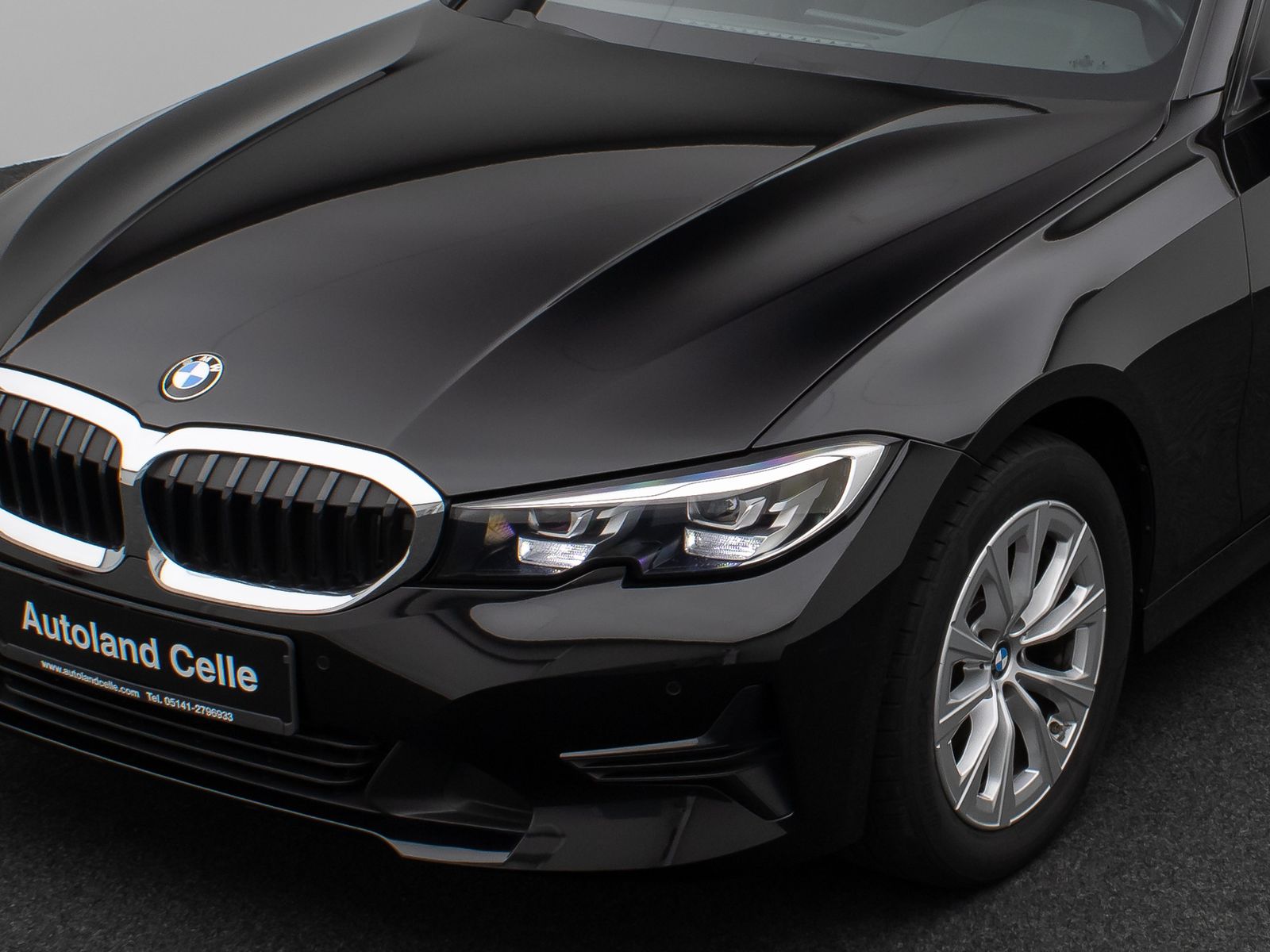 Fahrzeugabbildung BMW 320d DAB CockPitPr Lordos PDC Geschwindigkeitsre