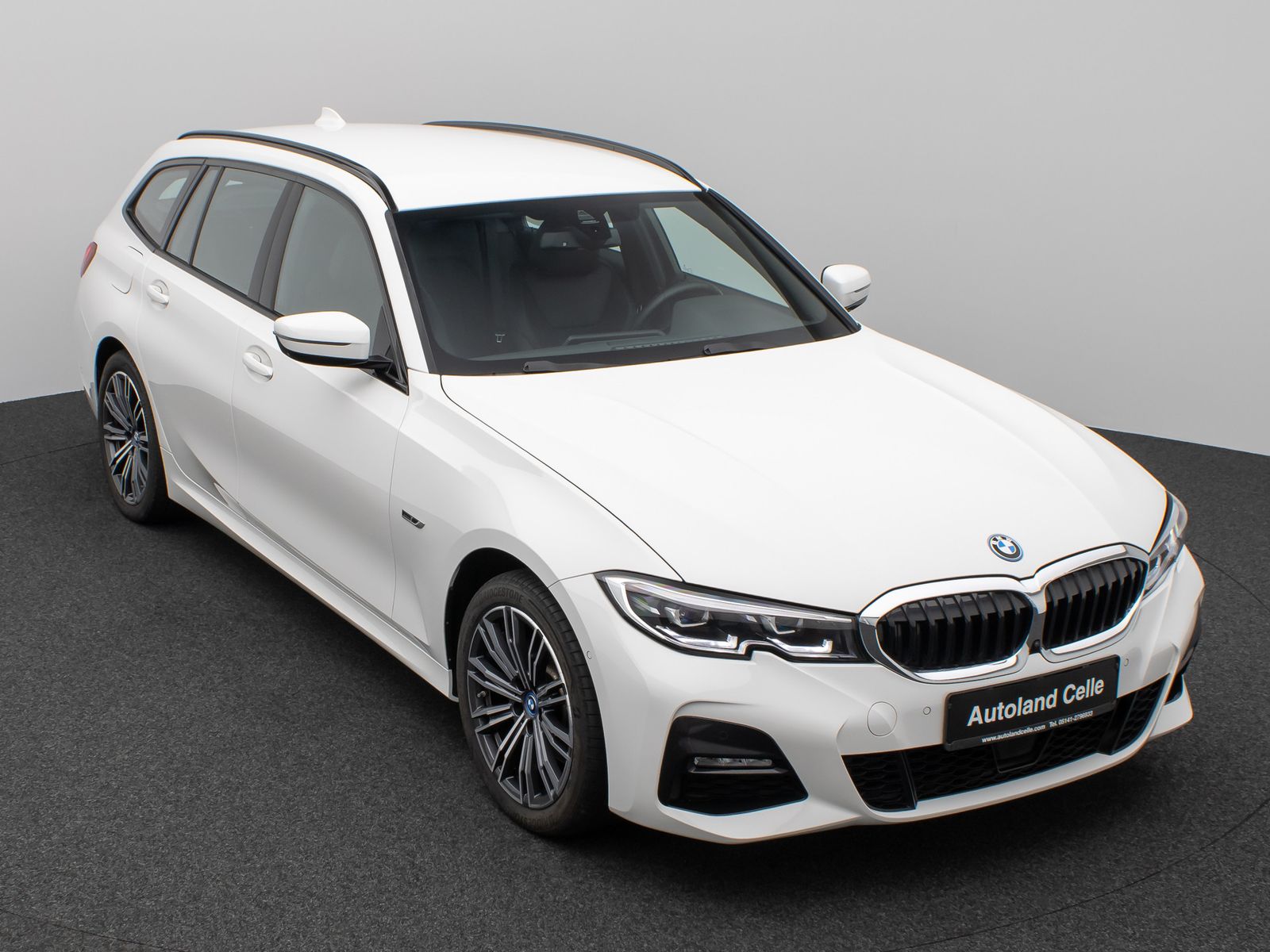 Fahrzeugabbildung BMW 320e xD M Sport 360°DAB HiFi Stop&Go Komfort LED
