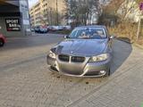 BMW Ich verkaufe ein BMW 318 - BMW 318 mit Diesel-Antrieb: 318i
